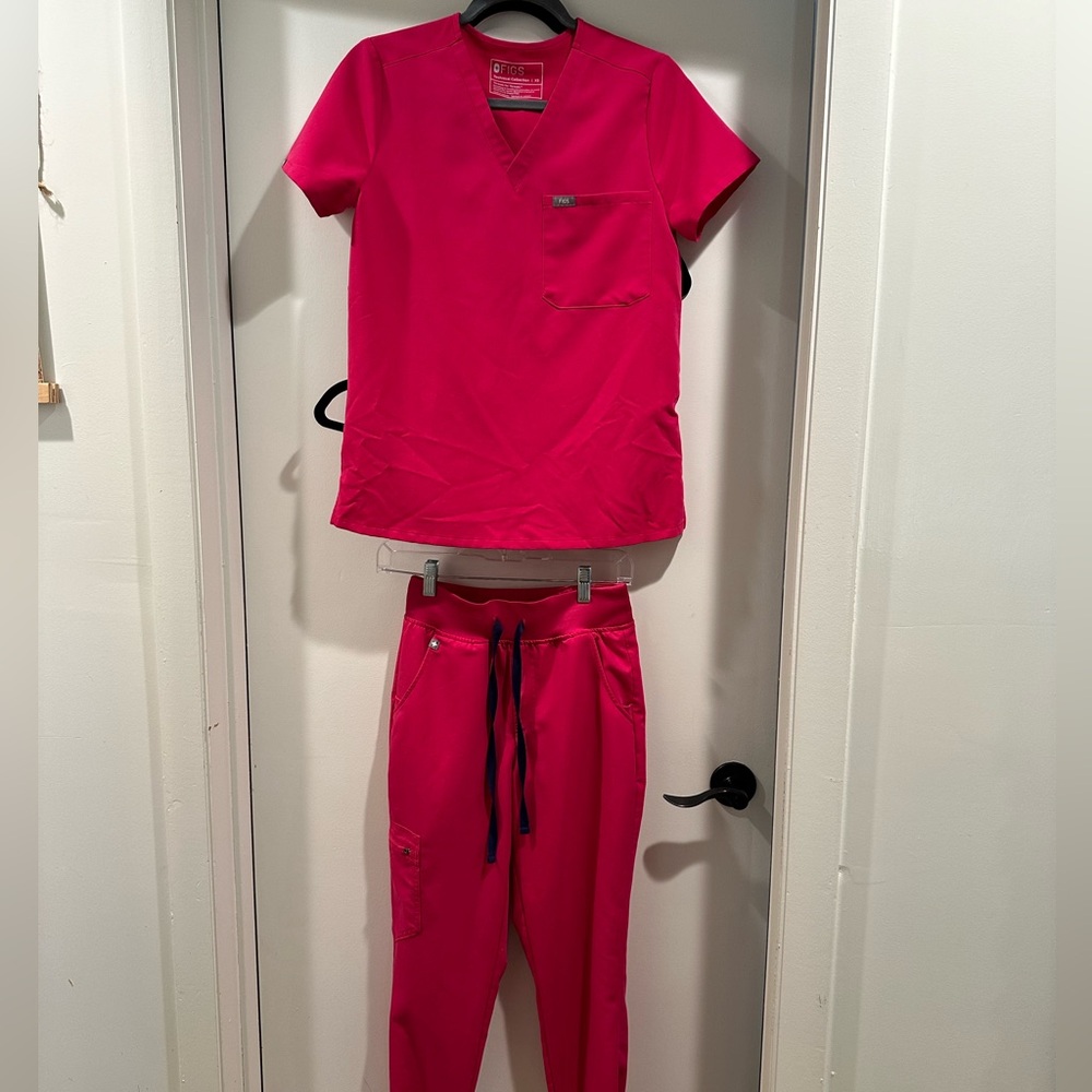 FIGS SCRUBS